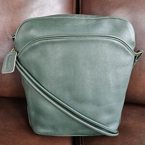 VINTAGE COACH Gallery Crossbody Shoulder Bag 90's-80's No. 4028 - USA - Green